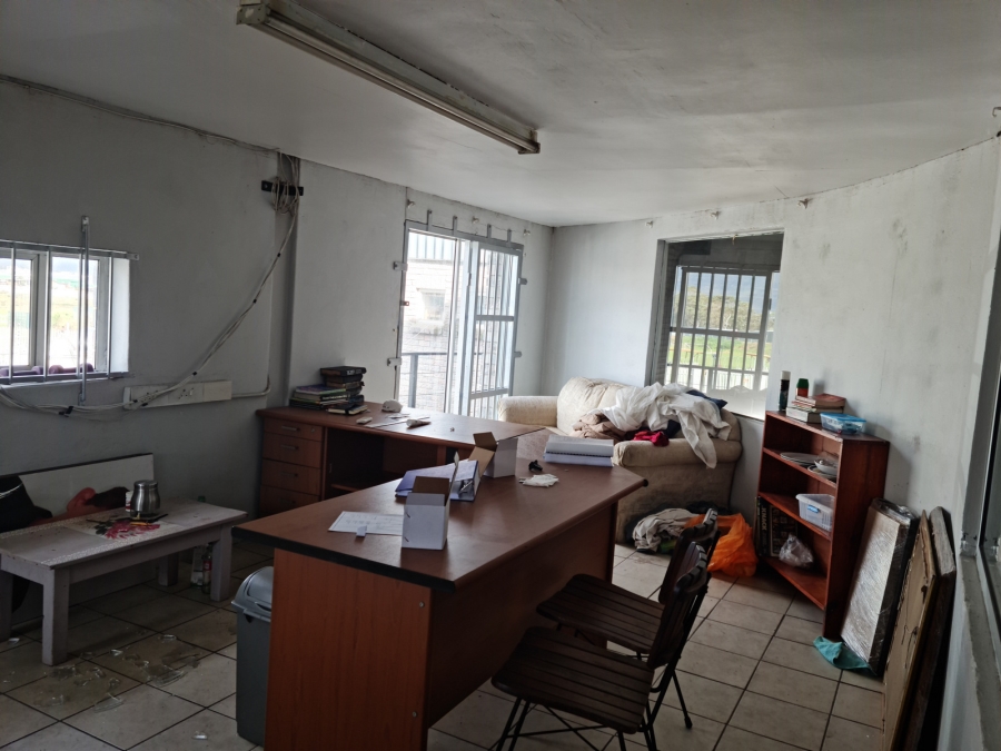 To Let commercial Property for Rent in Broadlands Western Cape